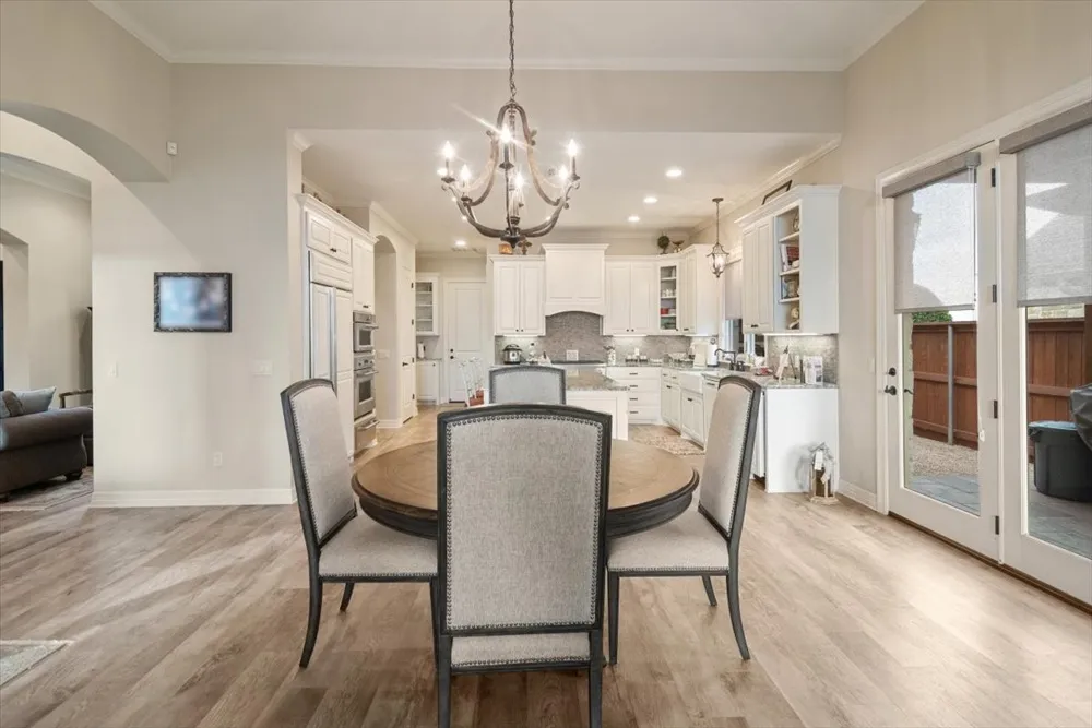 1608 Ridgewood Drive Waco, TX 76710