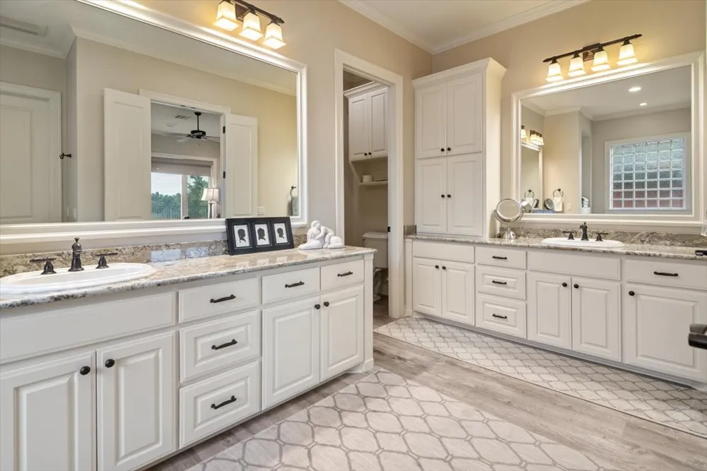 1608 Ridgewood Drive Waco, TX 76710