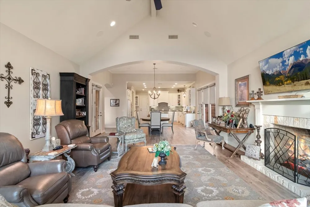1608 Ridgewood Drive Waco, TX 76710