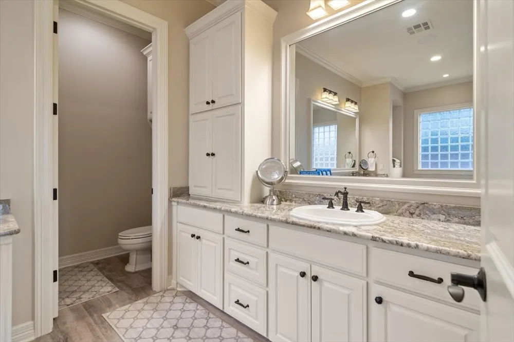 1608 Ridgewood Drive Waco, TX 76710
