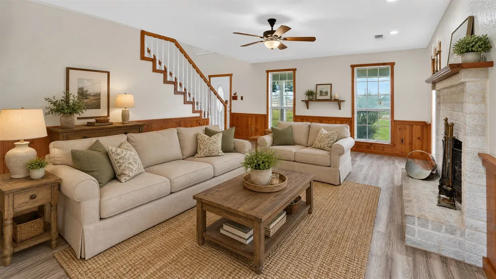 4697 Holbrook Road Springtown, TX 76082