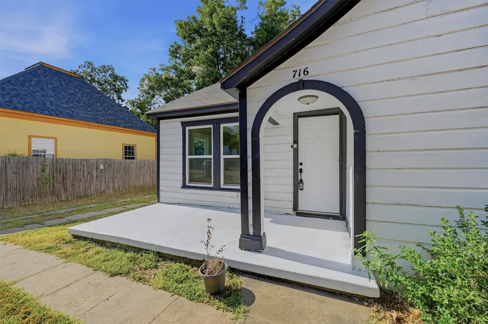 716 W Heron Street Denison, TX 75020