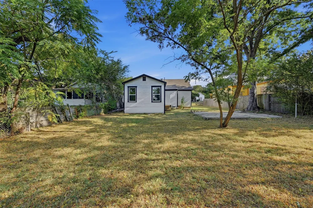 716 W Heron Street Denison, TX 75020