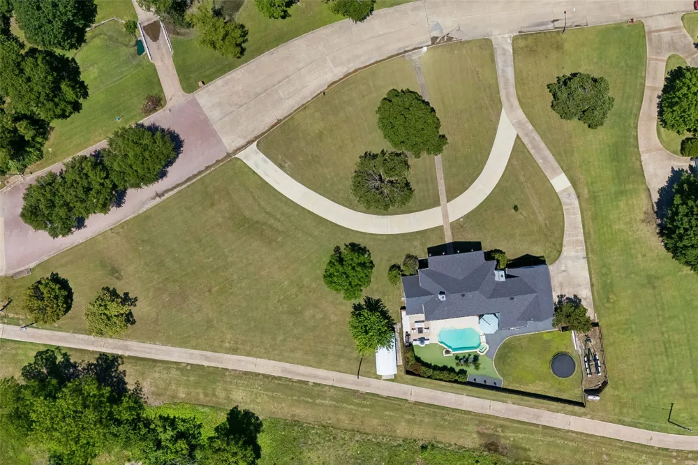 221 Carriage Hill Lane Heath, TX 75032