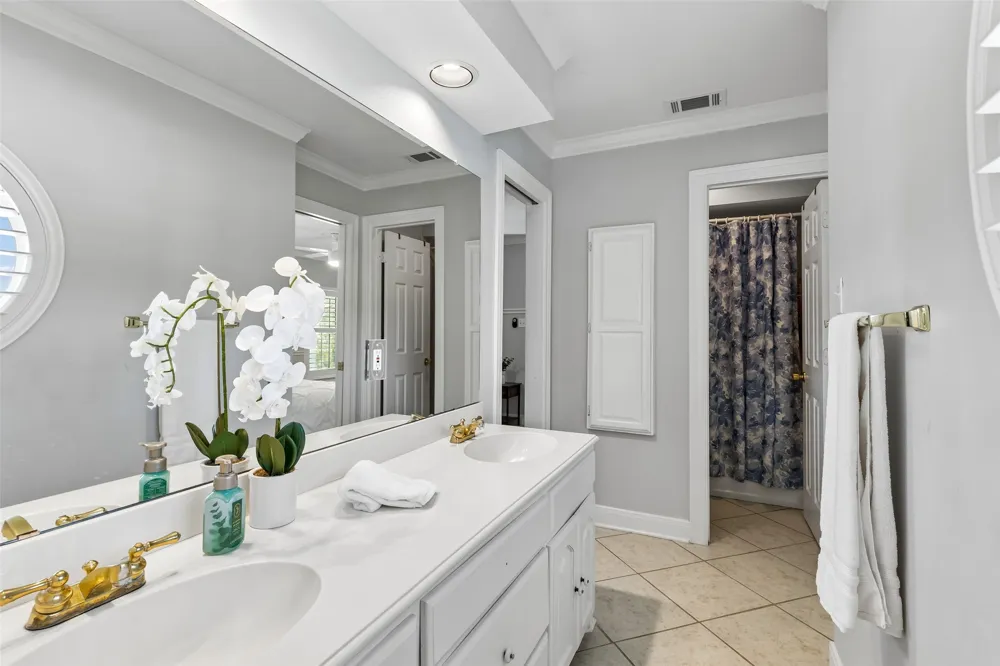 221 Carriage Hill Lane Heath, TX 75032
