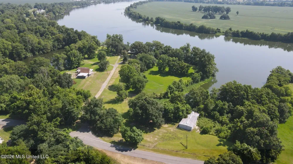 159 Oak Harbor Road Ferriday, LA 71334
