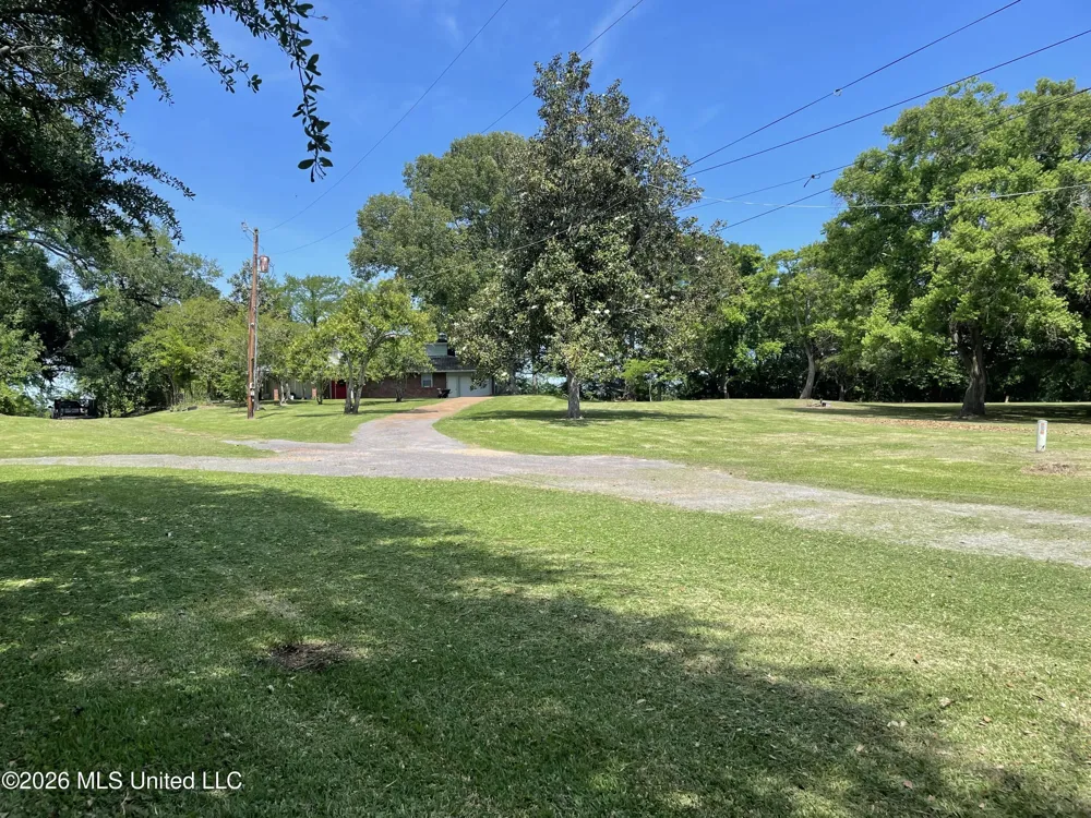 159 Oak Harbor Road Ferriday, LA 71334
