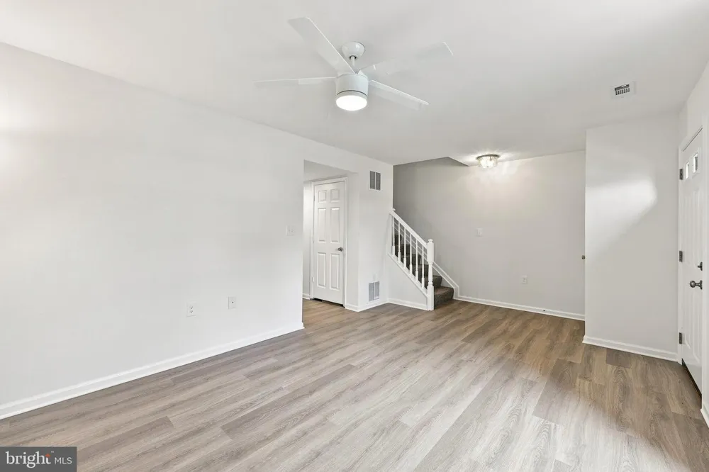 112 MUSIC COURT Martinsburg, WV 25401