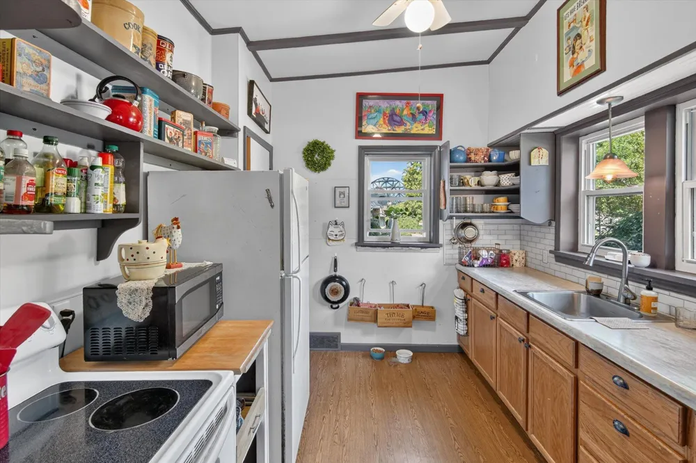 505 North Drive W Marshall, MI 49068