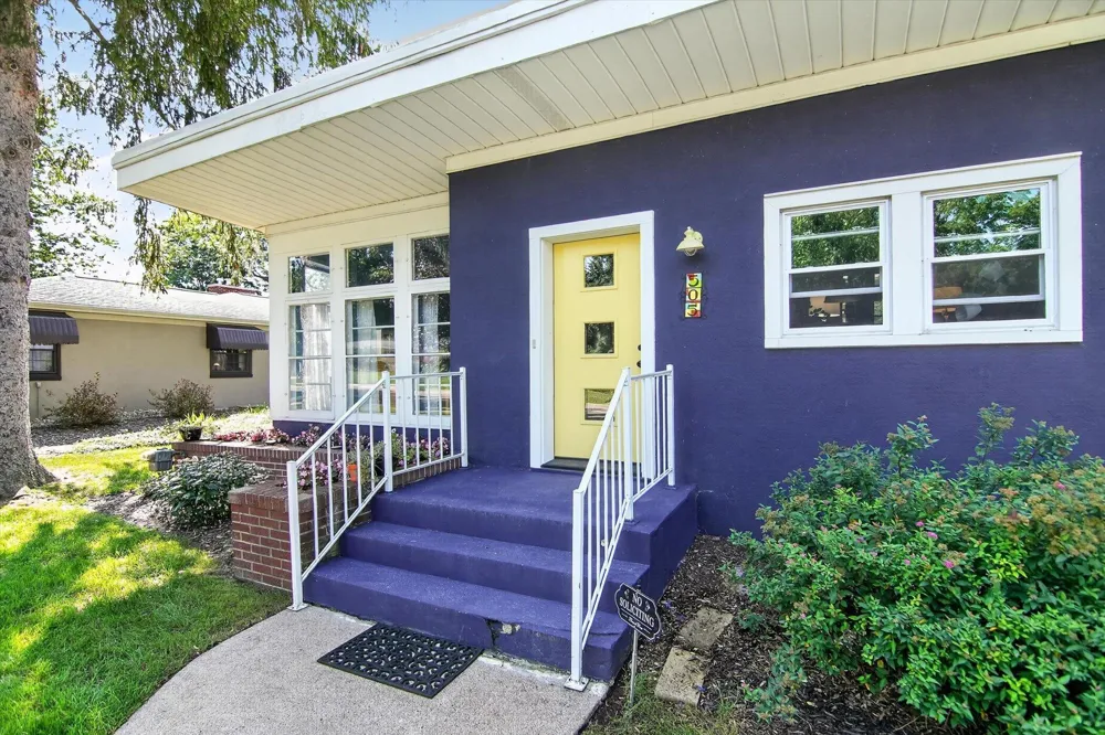 505 North Drive W Marshall, MI 49068