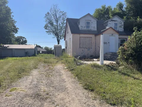 612 Crystal Avenue