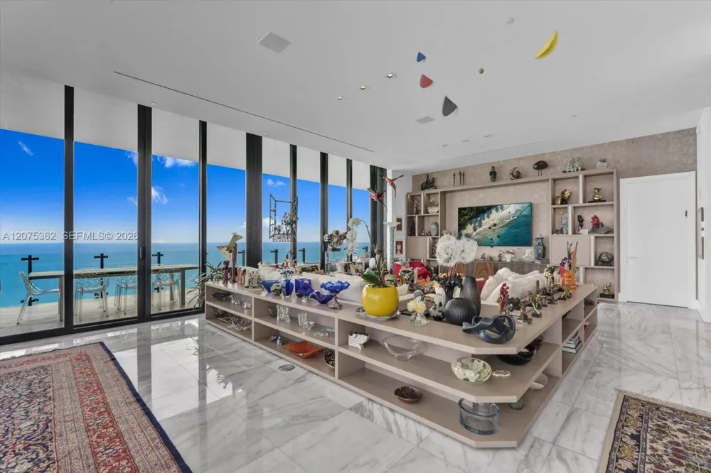 17141 Collins Ave #4201 Sunny Isles Beach, FL 33160