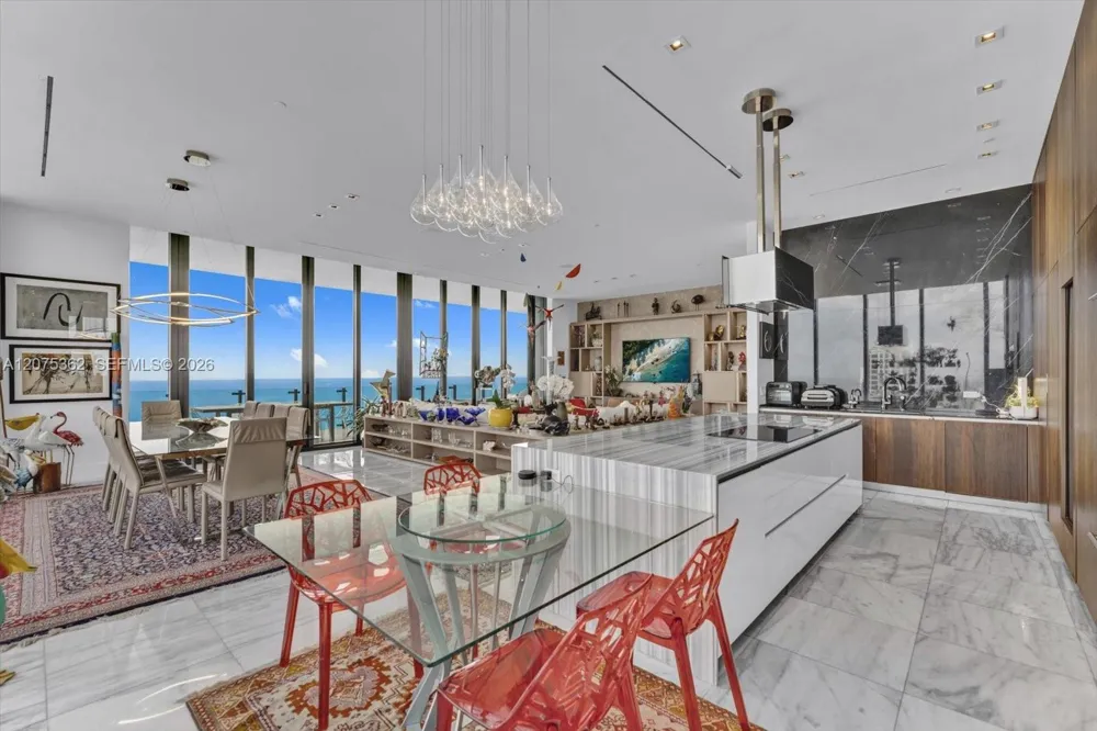 17141 Collins Ave #4201 Sunny Isles Beach, FL 33160