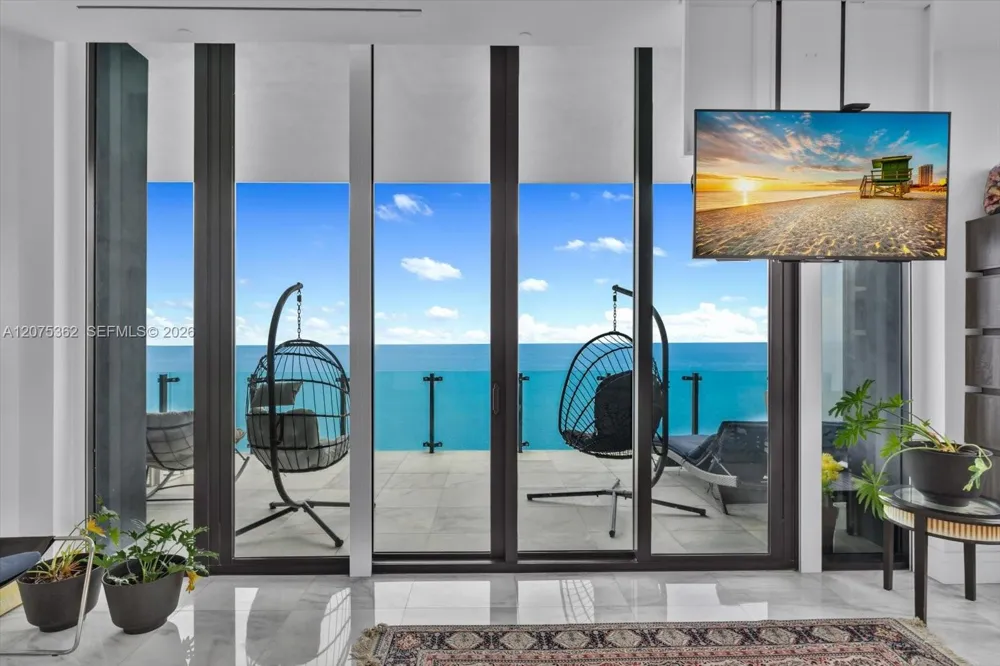 17141 Collins Ave #4201 Sunny Isles Beach, FL 33160