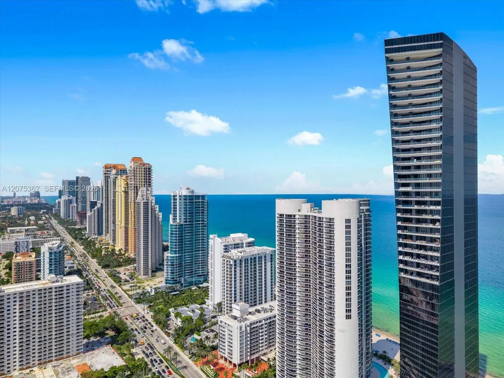 17141 Collins Ave #4201 Sunny Isles Beach, FL 33160