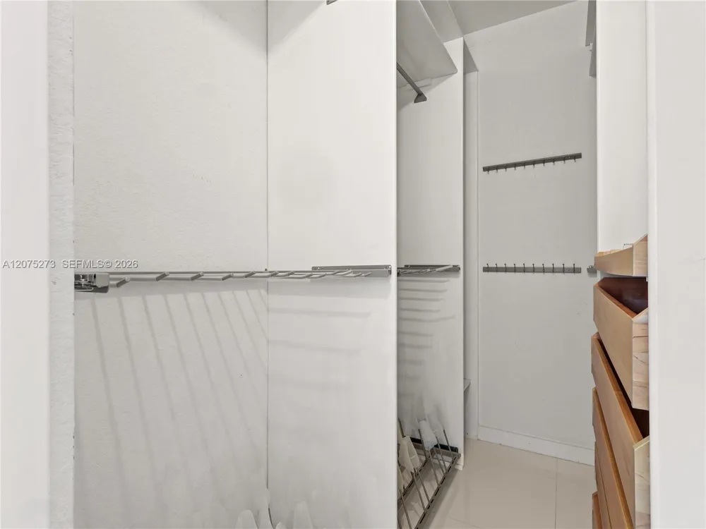 15392 SW 25th Ter Miami, FL 33185