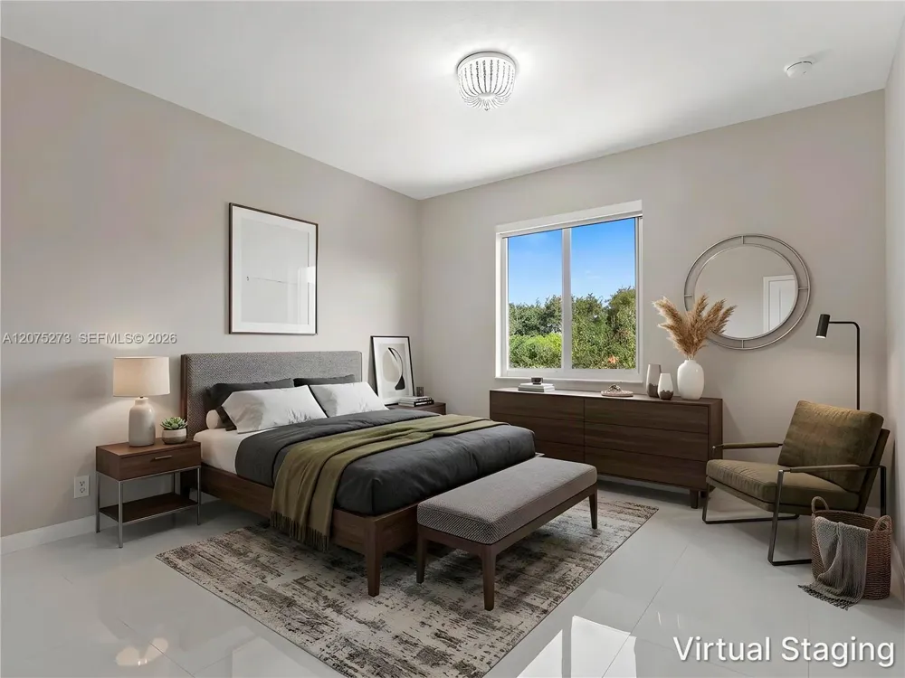 15392 SW 25th Ter Miami, FL 33185