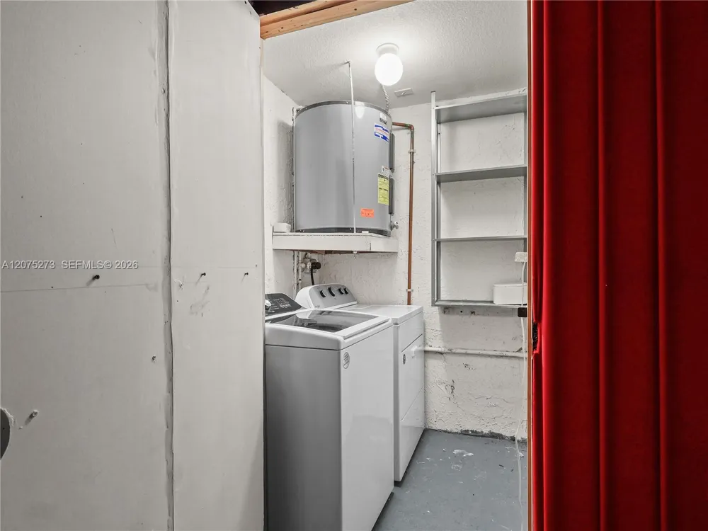 15392 SW 25th Ter Miami, FL 33185