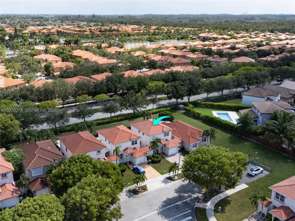 15392 SW 25th Ter Miami, FL 33185