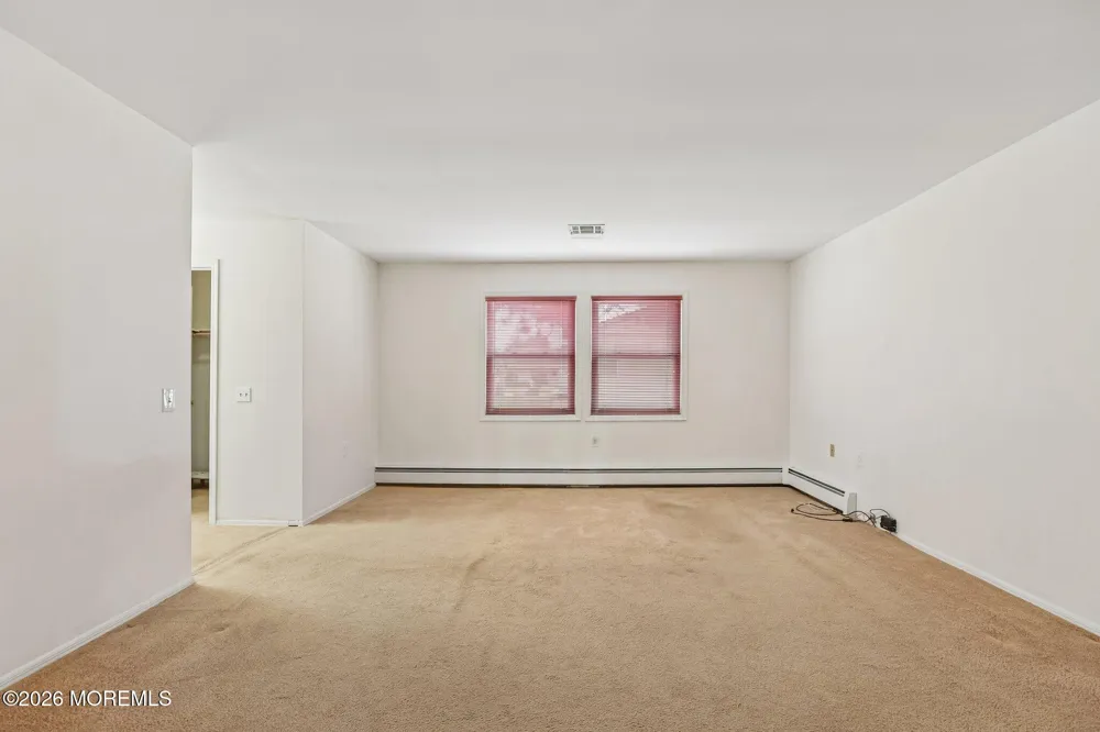 28 W Kinkora Court W Toms River, NJ 08757