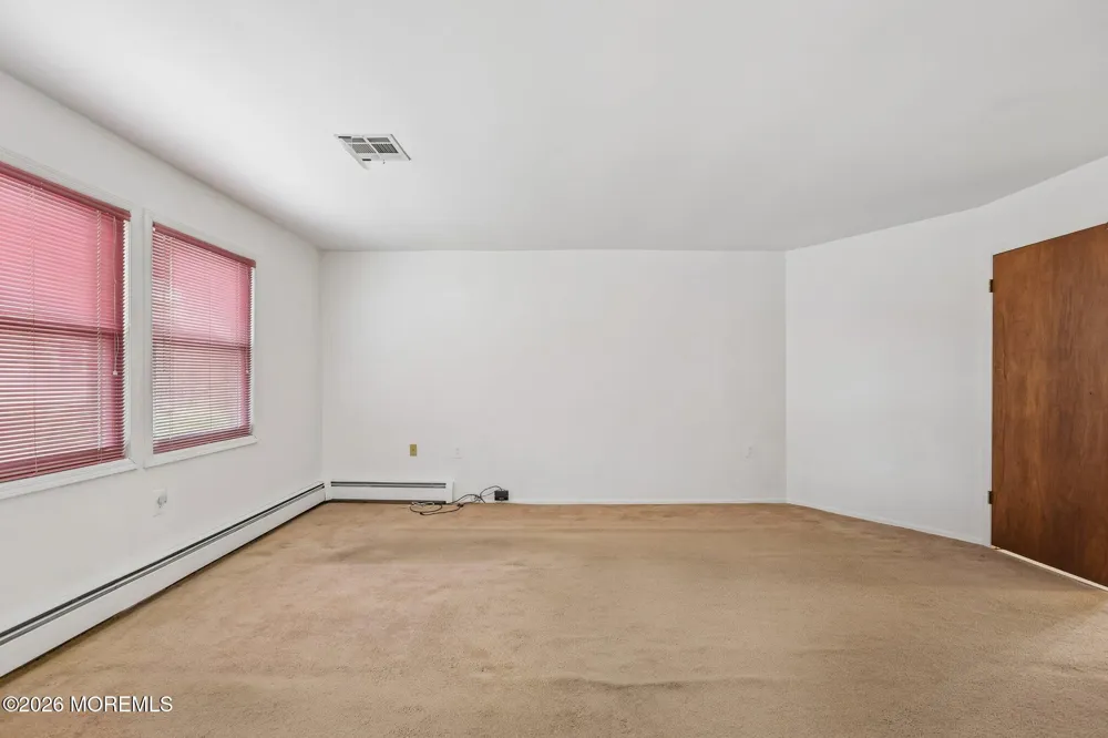 28 W Kinkora Court W Toms River, NJ 08757