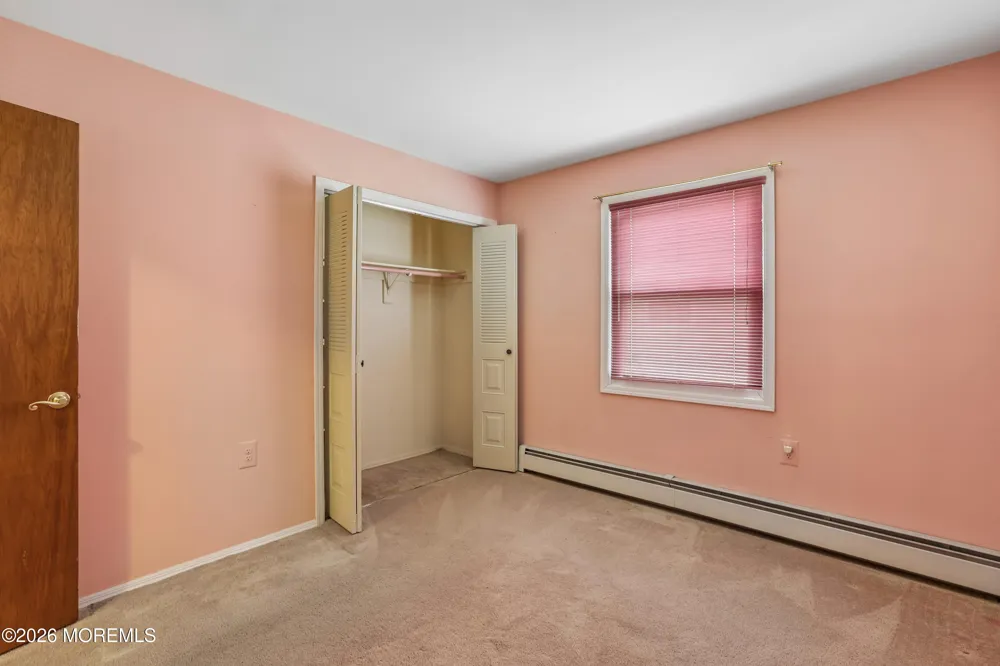 28 W Kinkora Court W Toms River, NJ 08757