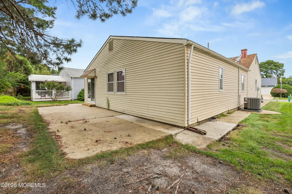 28 W Kinkora Court W Toms River, NJ 08757
