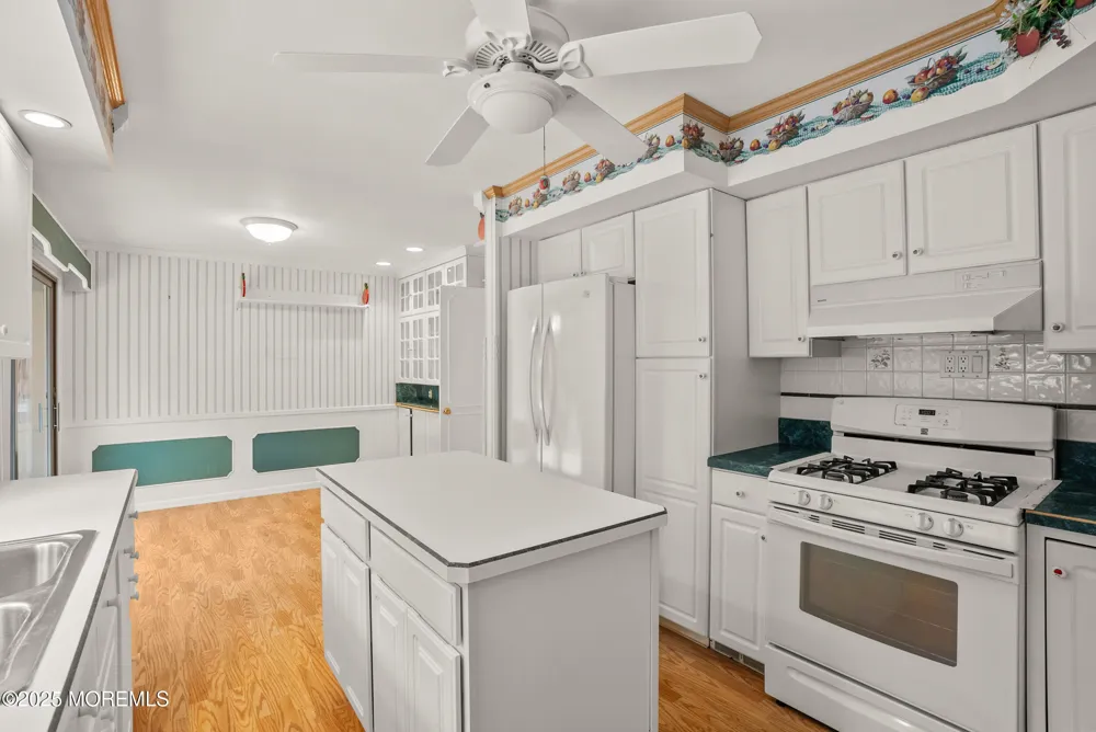221 Belmar Avenue Oakhurst, NJ 07755