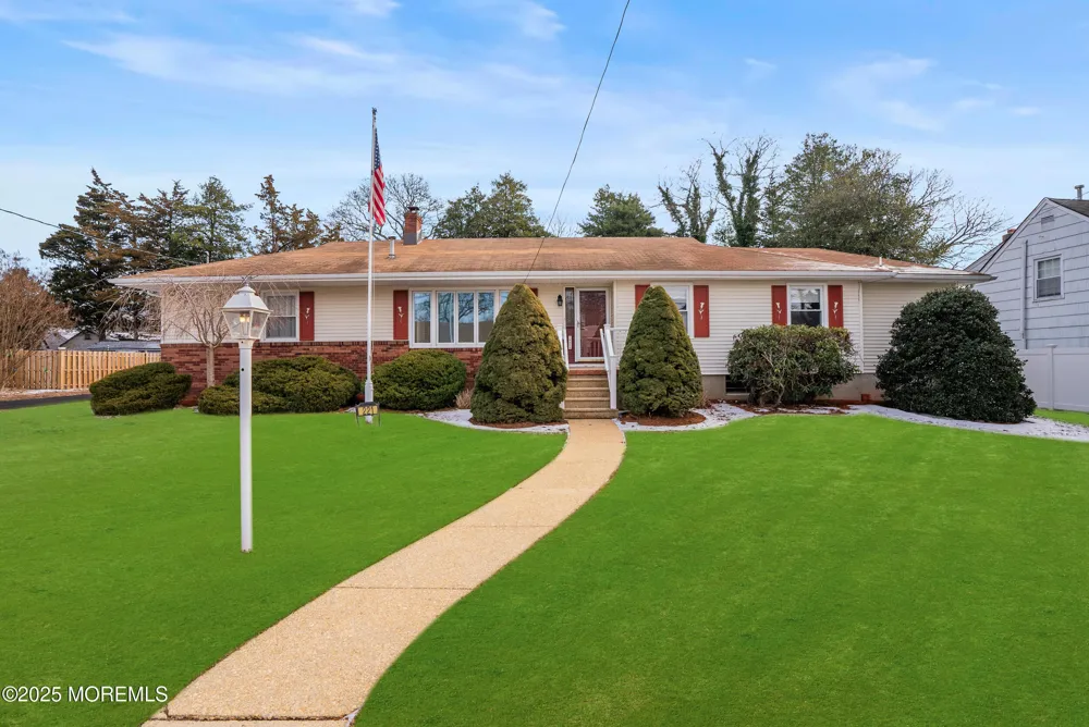 221 Belmar Avenue Oakhurst, NJ 07755