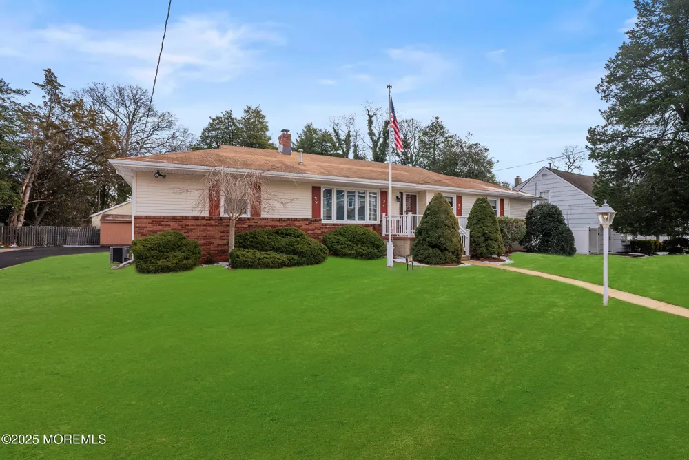 221 Belmar Avenue Oakhurst, NJ 07755