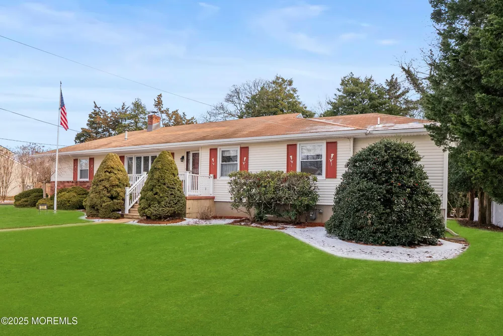 221 Belmar Avenue Oakhurst, NJ 07755