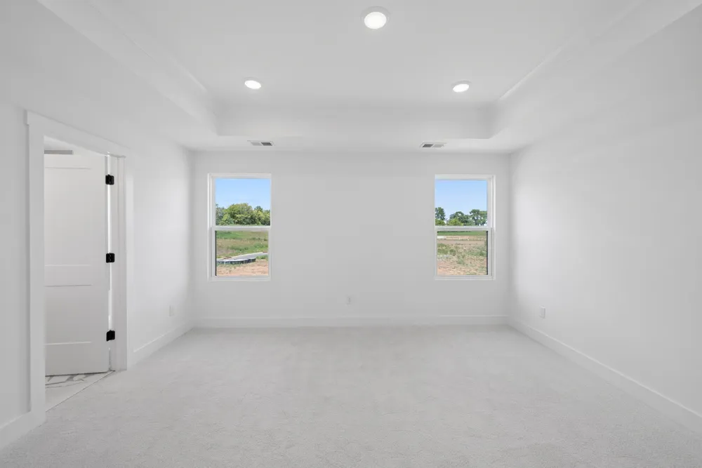 2564 Peaceful Valley Dr Columbia, TN 38401