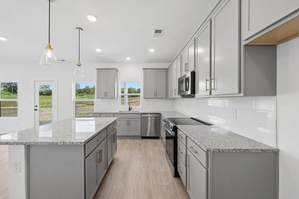 2564 Peaceful Valley Dr Columbia, TN 38401