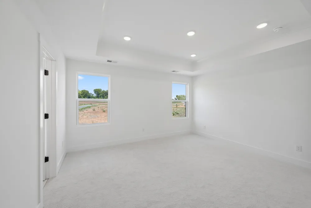 2564 Peaceful Valley Dr Columbia, TN 38401
