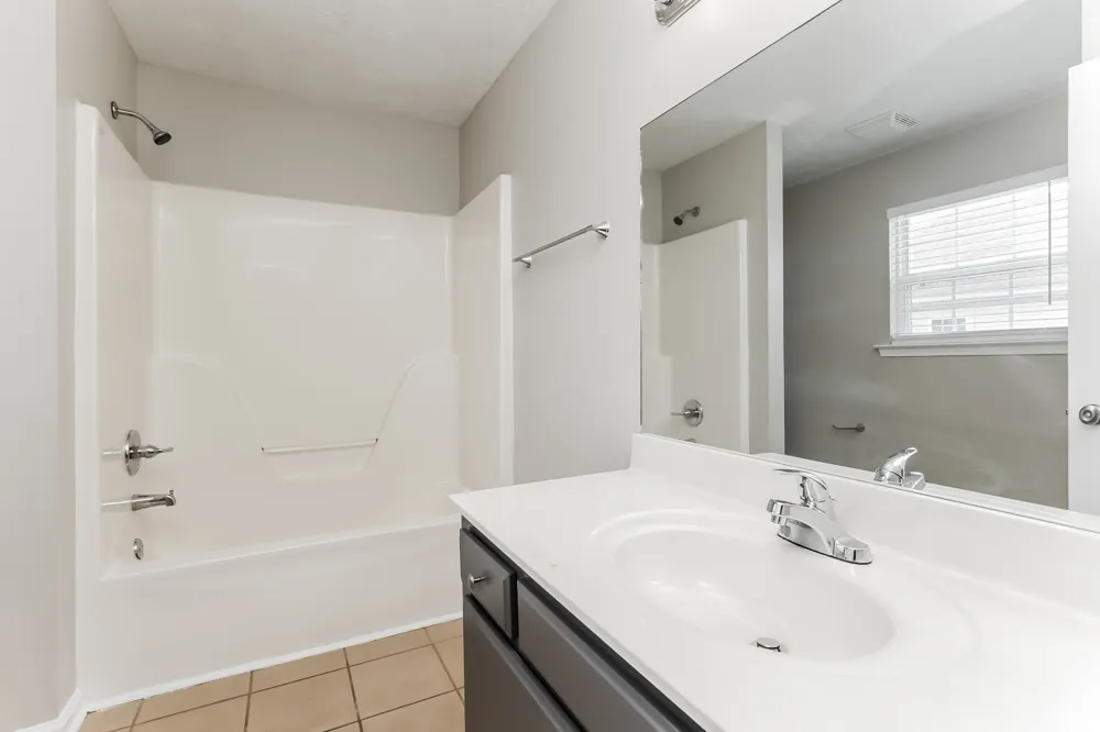 2502 Moore Way La Vergne, TN 37086