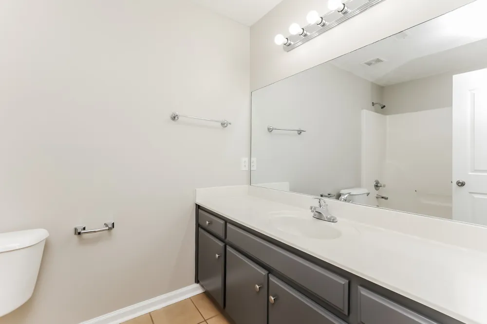 2502 Moore Way La Vergne, TN 37086