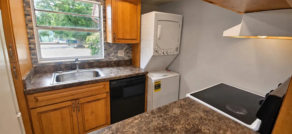 2405 SE 16TH AVENUE #B ocala, FL 34471