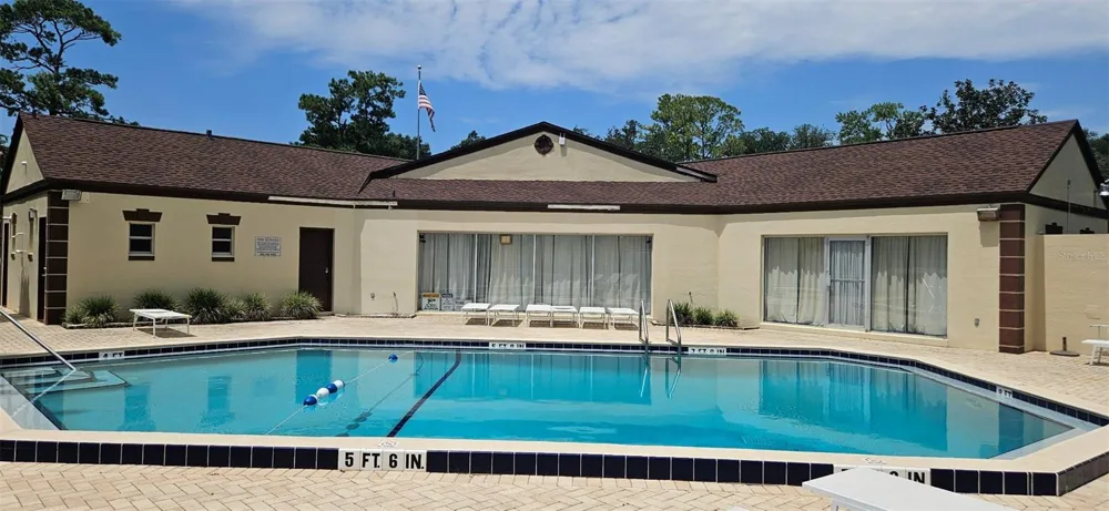 2405 SE 16TH AVENUE #B ocala, FL 34471