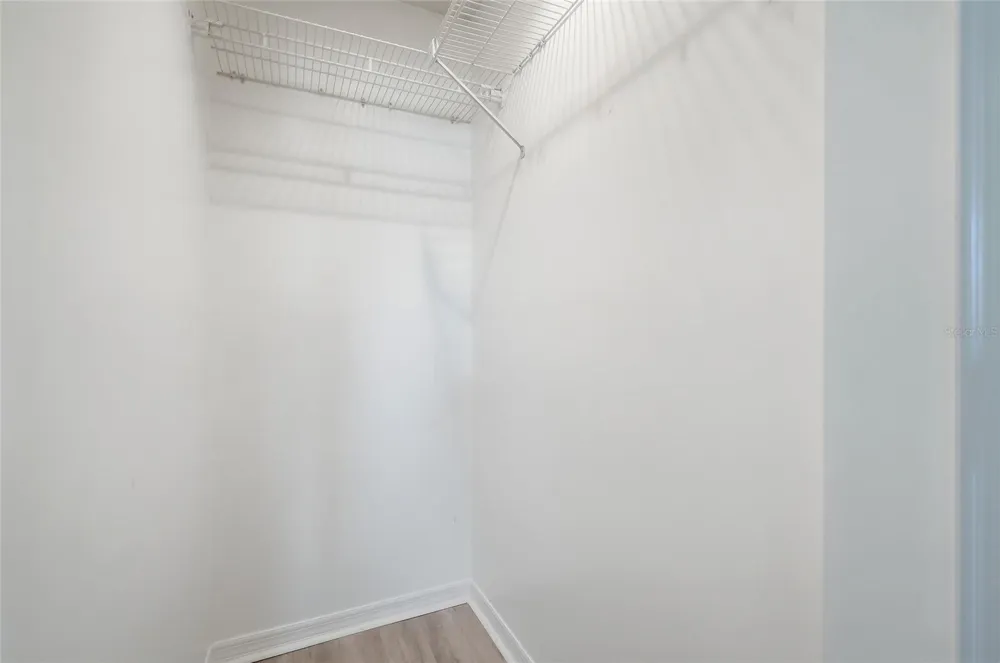 366 47TH AVENUE #5 St Petersburg, FL 33703