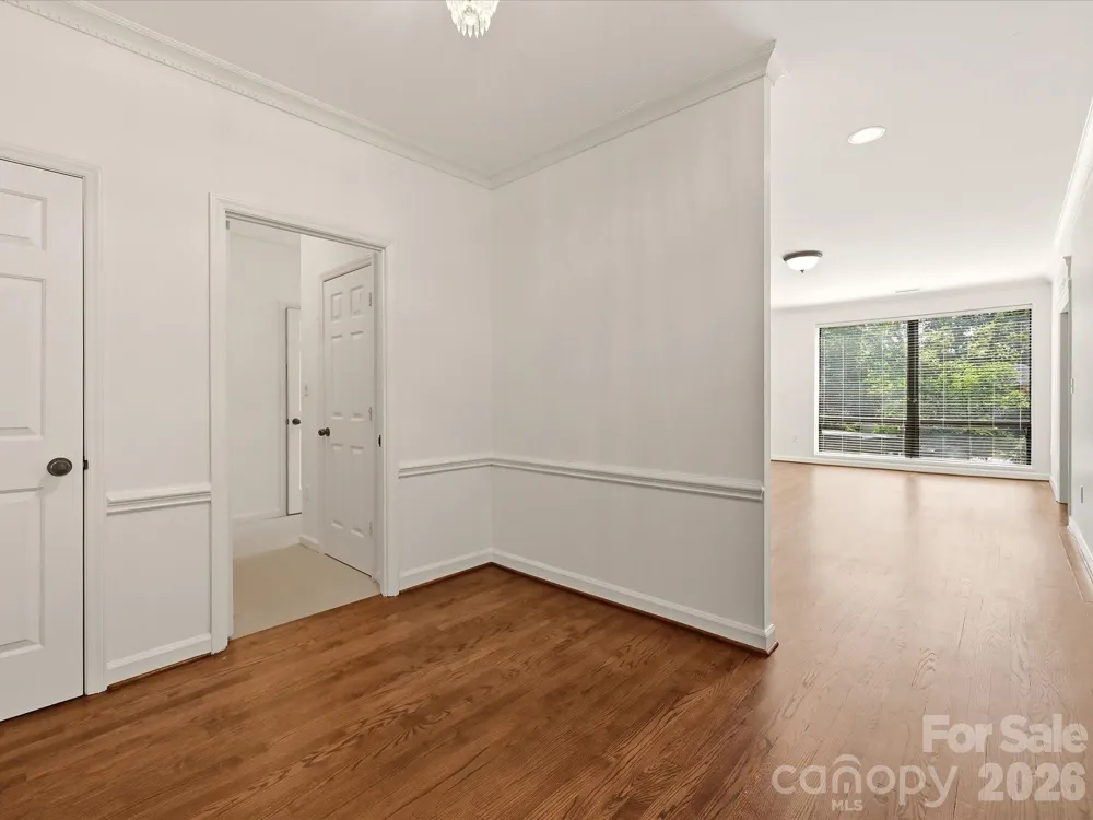 806 Cherokee Road Charlotte, NC 28207
