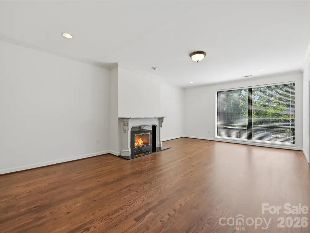 806 Cherokee Road Charlotte, NC 28207