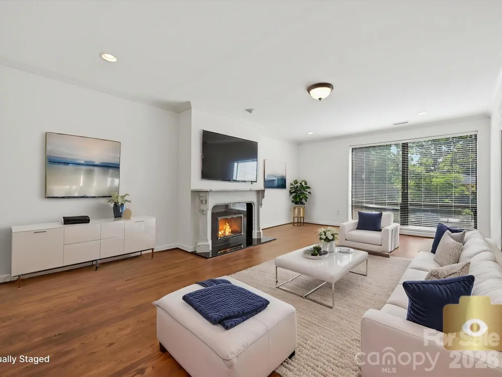 806 Cherokee Road Charlotte, NC 28207