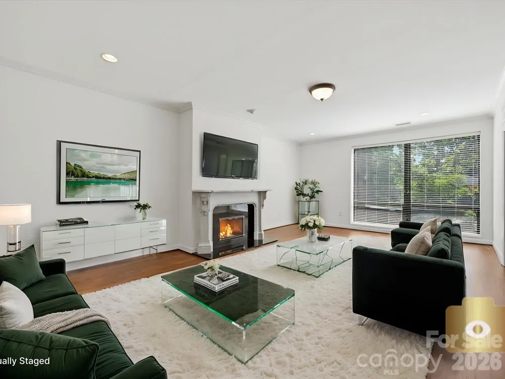 806 Cherokee Road Charlotte, NC 28207
