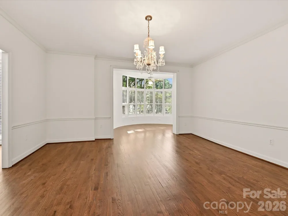 806 Cherokee Road Charlotte, NC 28207