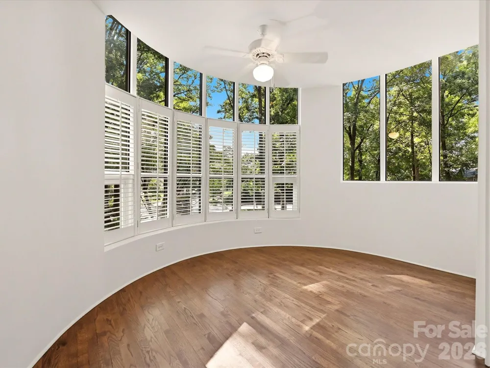 806 Cherokee Road Charlotte, NC 28207