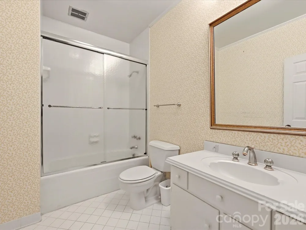 806 Cherokee Road Charlotte, NC 28207