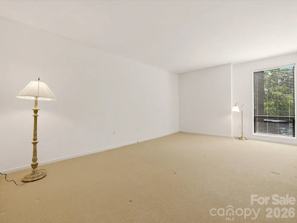 806 Cherokee Road Charlotte, NC 28207