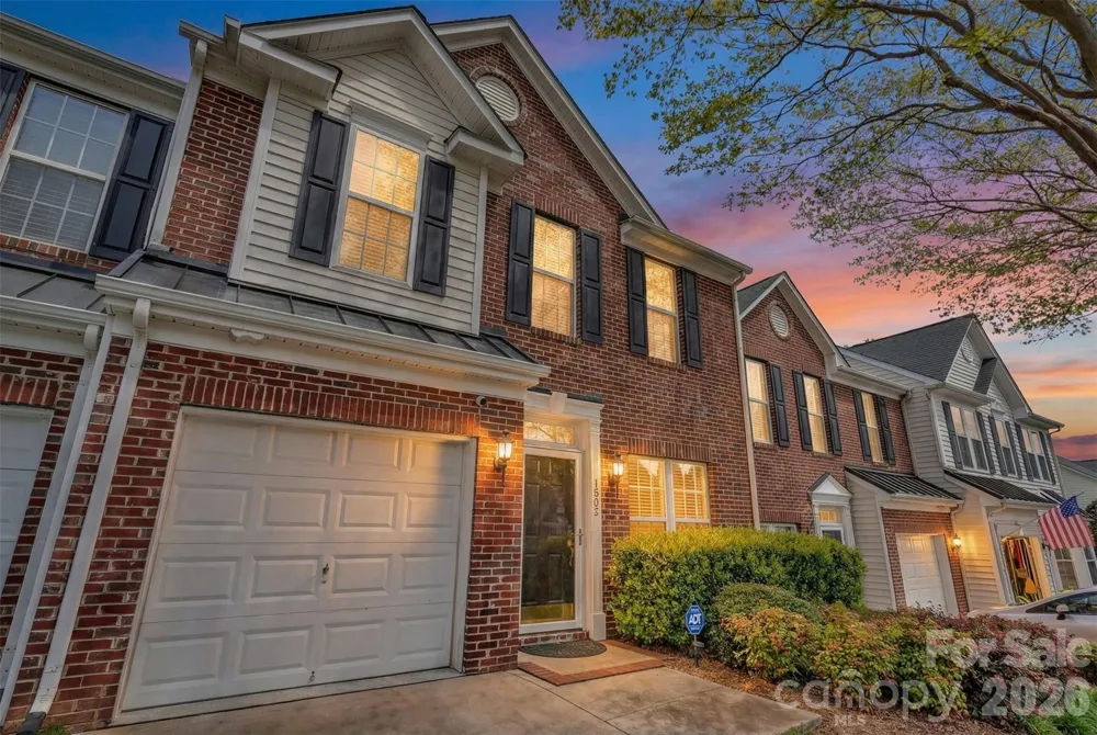 1802 Robinwood Village Drive Gastonia, NC 28054