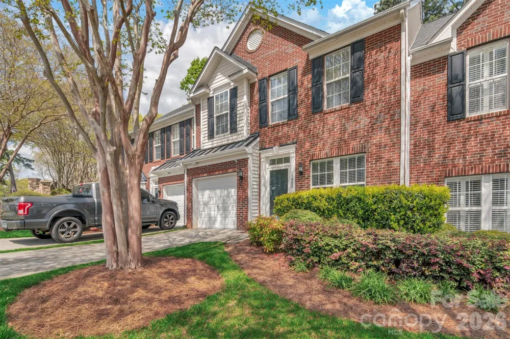 1802 Robinwood Village Drive Gastonia, NC 28054