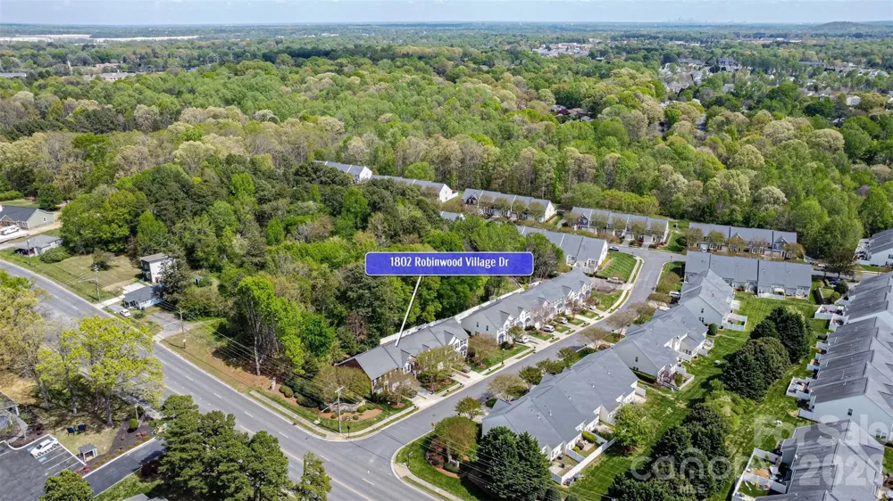 1802 Robinwood Village Drive Gastonia, NC 28054